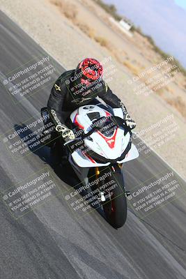 media/Jan-13-2024-SoCal Trackdays (Sat) [[9c032fe5aa]]/Turn 14 Inside (150pm)/